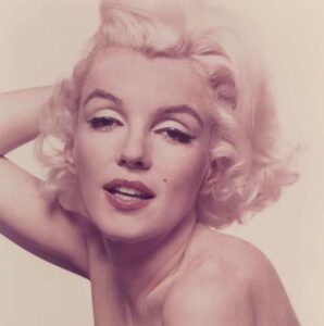 Rare set of Marilyn Monroe photos from last shoot up for sale.